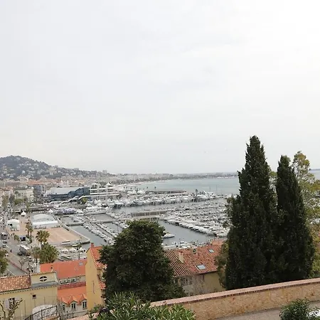Studio, Quartier Historique Apartment *